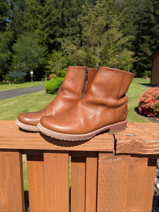 Frye Shoes - Frye Veronica Inside Zip Caramel 9B Leather Boots Biker